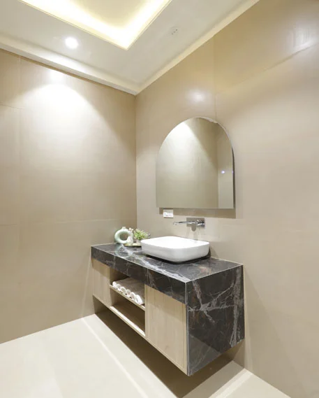 Full Bathroom Image 3