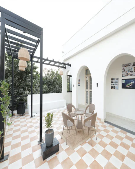 Sitting Area Image 3