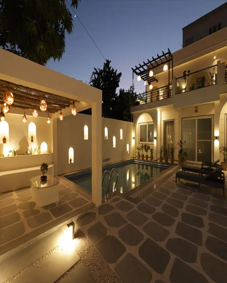 Swimming Pool Image 6