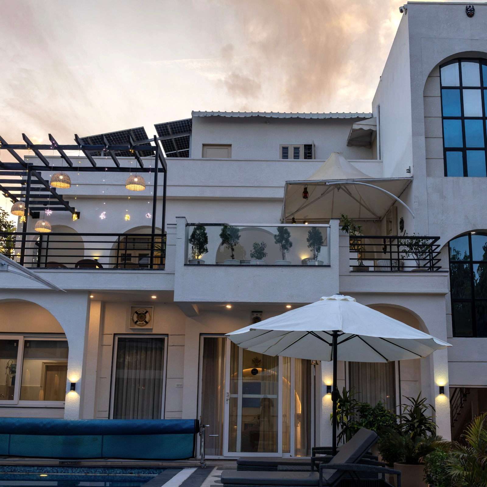 Swimming Pool Image 3